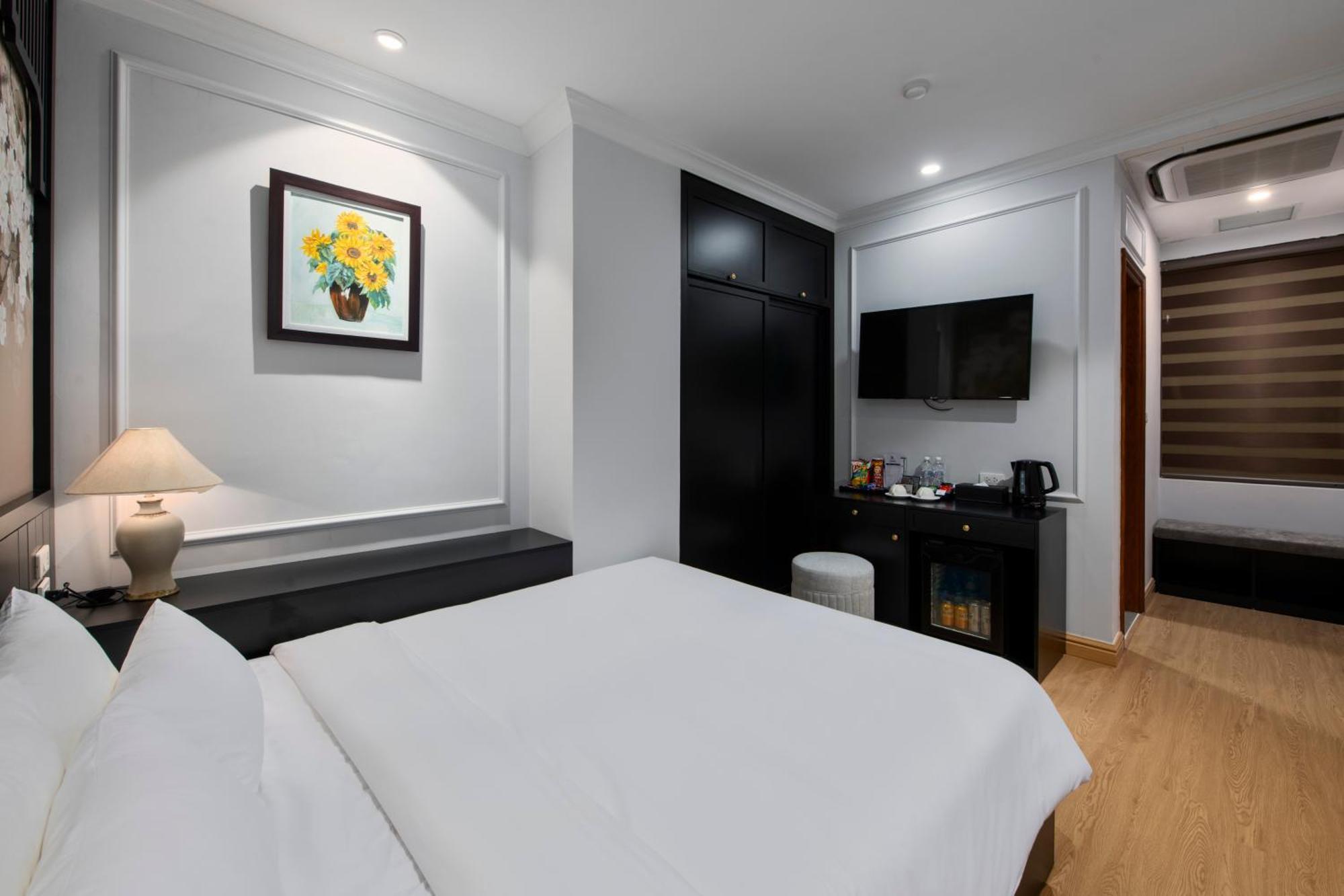 Serenata San De Hanoi Hotel Экстерьер фото